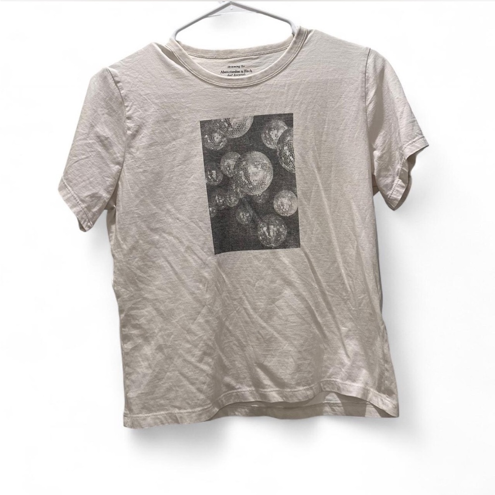 Abercrombie & Fitch Cream Graphic Tee